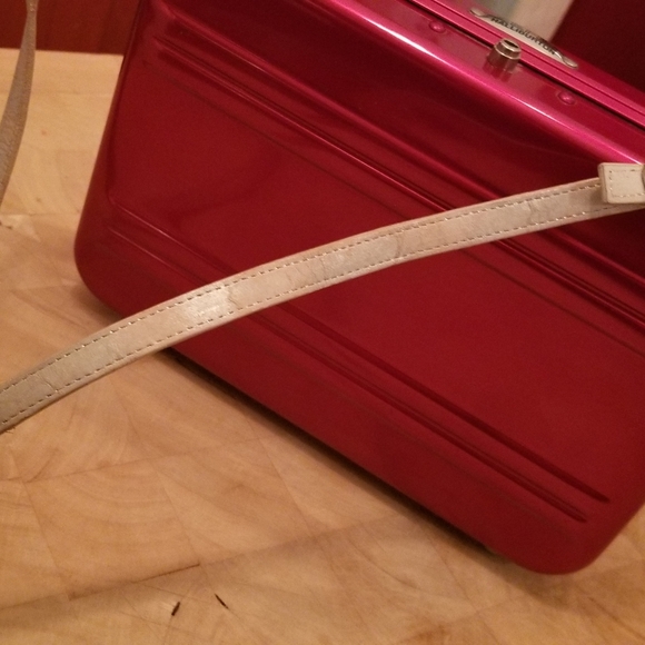 RARE Zero Halliburton Purse in Merlot - Picture 2 of 6